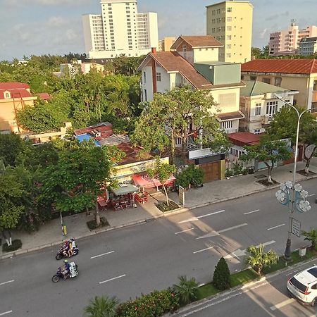 Quang Minh Hotel Дошон Экстерьер фото