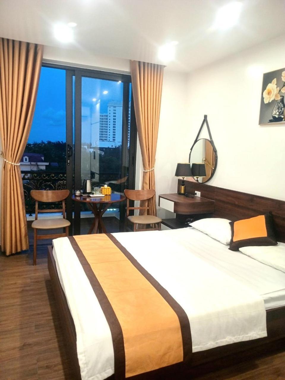 Quang Minh Hotel Дошон Экстерьер фото