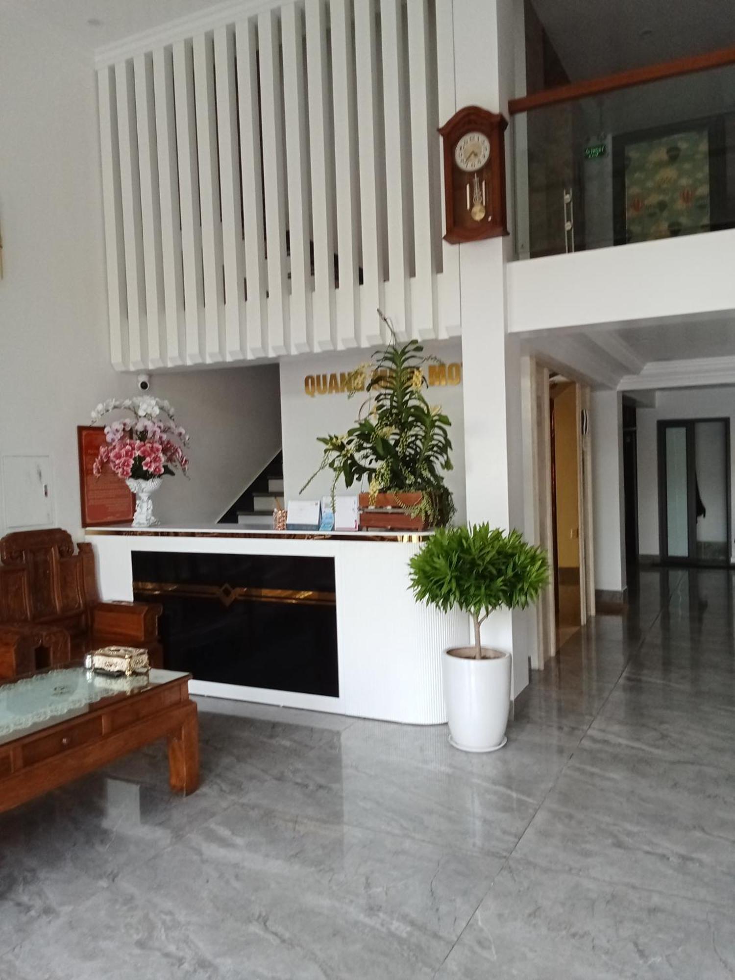 Quang Minh Hotel Дошон Экстерьер фото