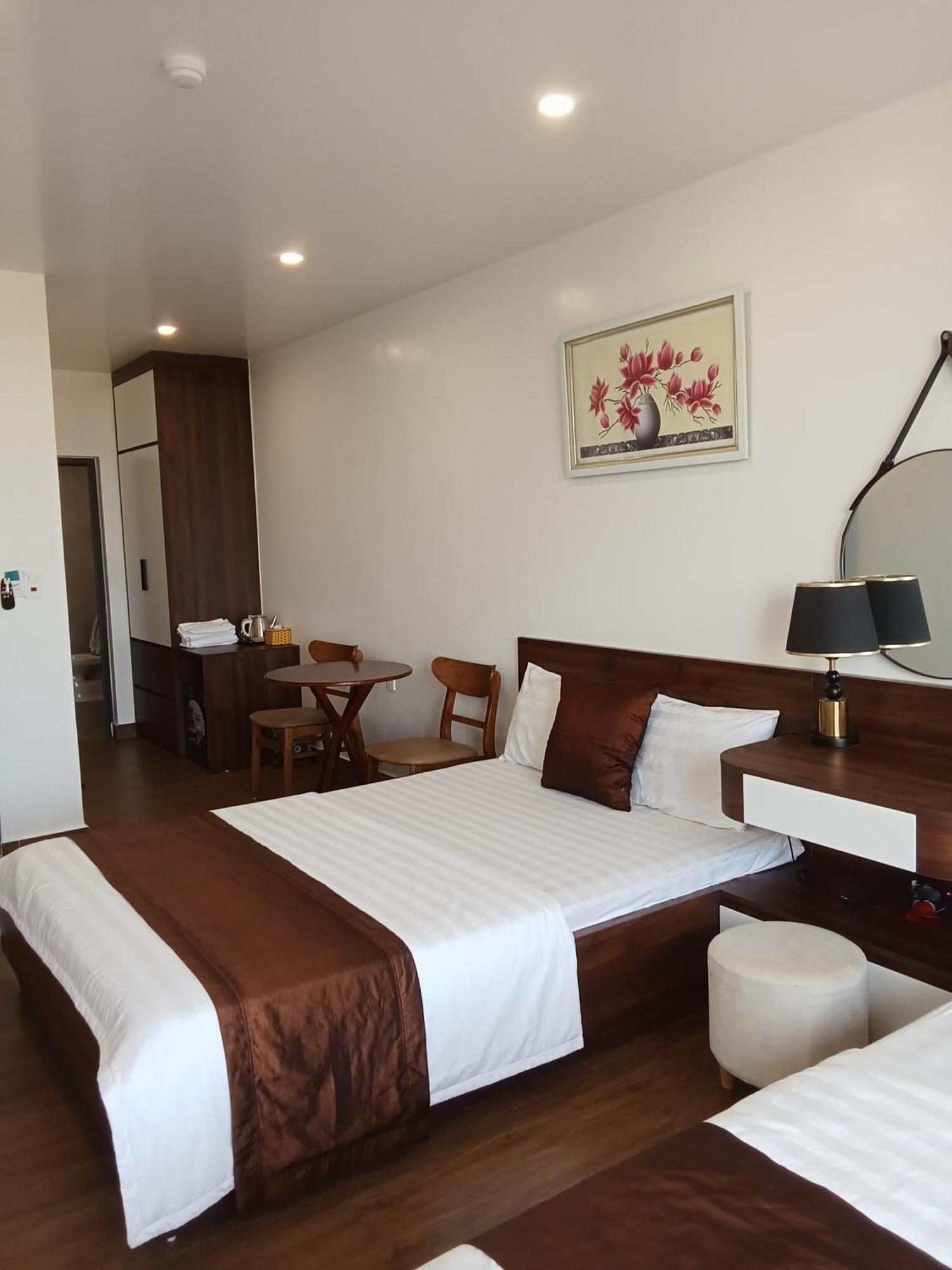 Quang Minh Hotel Дошон Экстерьер фото